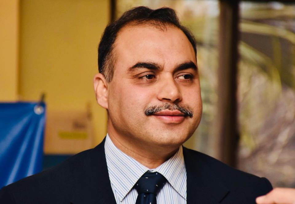 Adnan Malik - Consultant